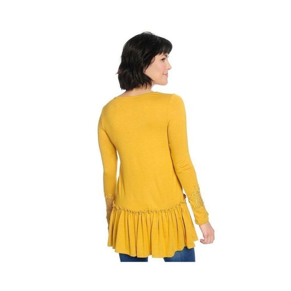 Deep Fuchsia Long Sleeve Scoop Neckline Top with Ruffle Hemline and Lace Detail - Picture 4 of 6